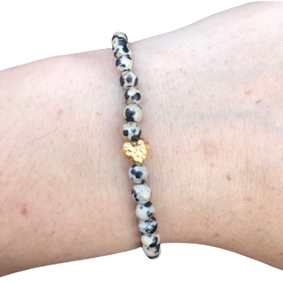 🎀HP🎀 Agate Heart Beaded stretch Bracelet - Picture 1 of 12